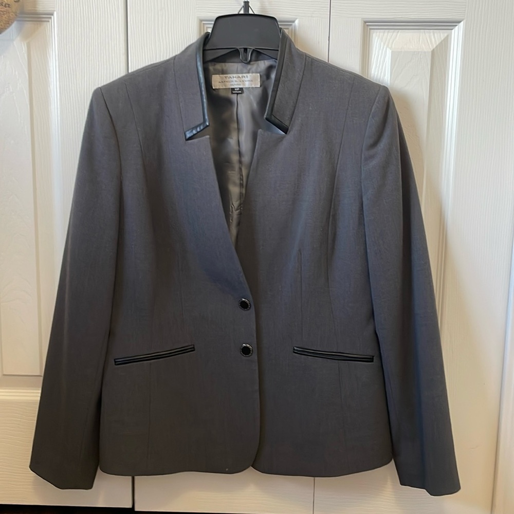 TAHARI ASL BLAZER